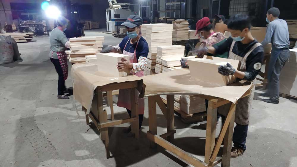 工作日志：加工生产外贸出口日本 云杉菜板砧板